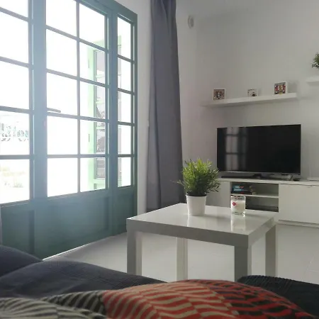 Renovado,vistas Piscina, Aire Acondicionado,wifi Appartement