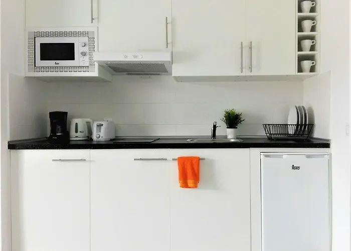 Apartment Renovado,vistas Piscina, Aire Acondicionado,wifi