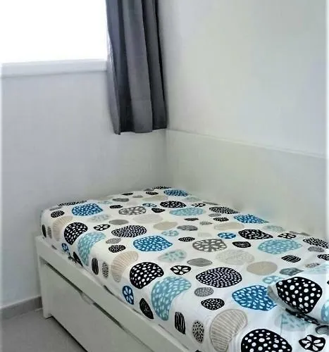 Renovado,vistas Piscina, Aire Acondicionado,wifi